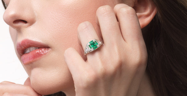 https://vintagediamondring.com/collections/emerald-engagement-rings