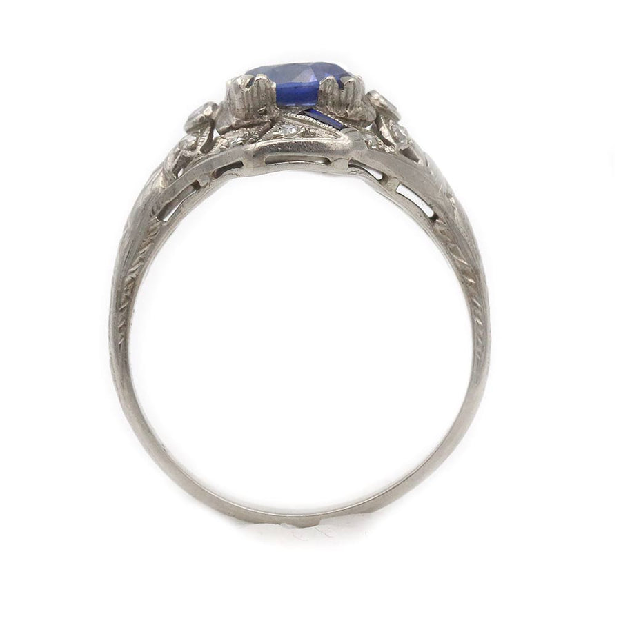 Art Deco 1930s 1.50 Ct Blue Gemstone Platinum Engagement Ring with Diamonds