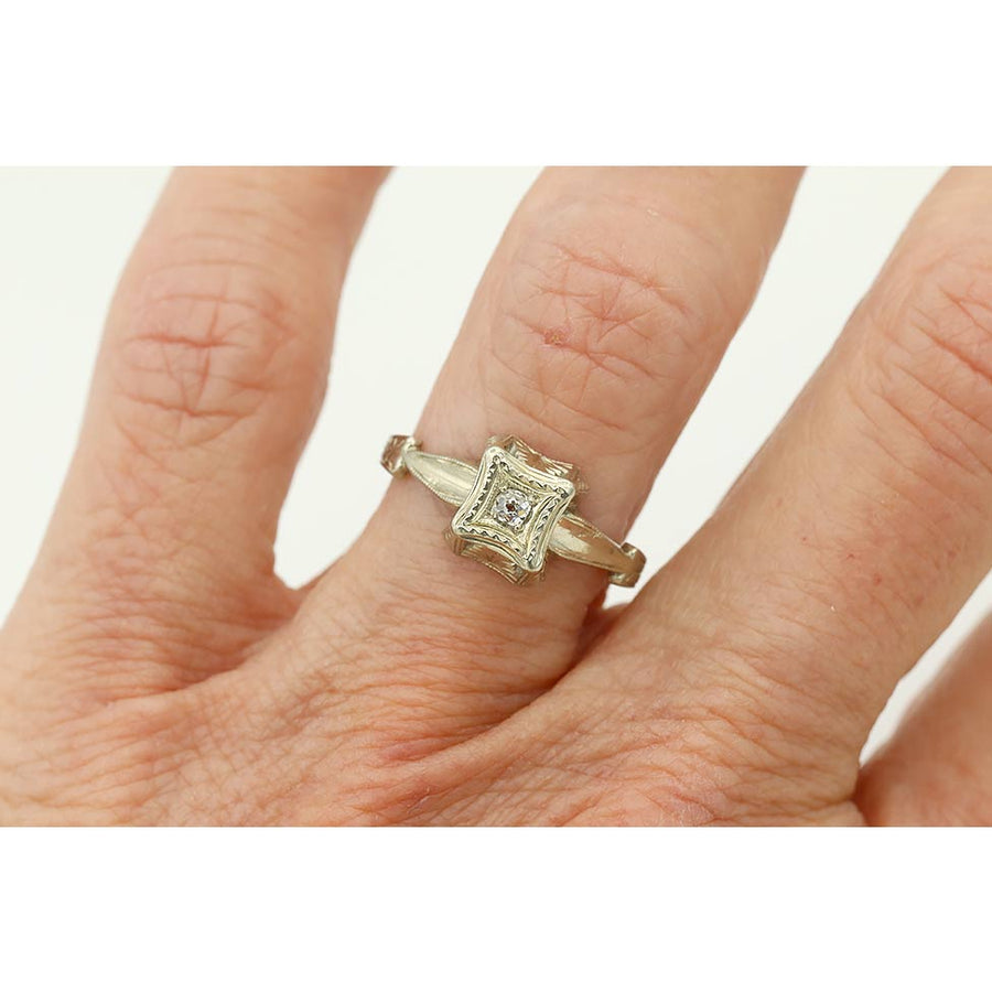 Unique Two Tiered .08 CTW Solitaire Vintage Engagement Ring with Fluted Band