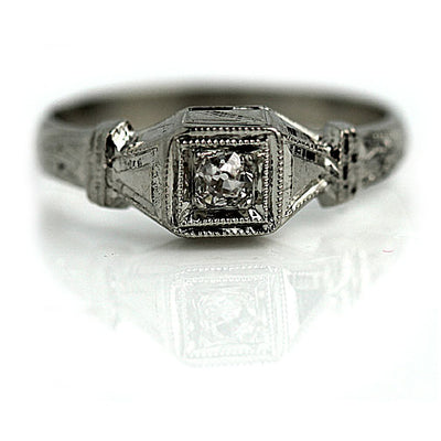 Delicate Diamond Engagement Ring with Milgrain Engravings