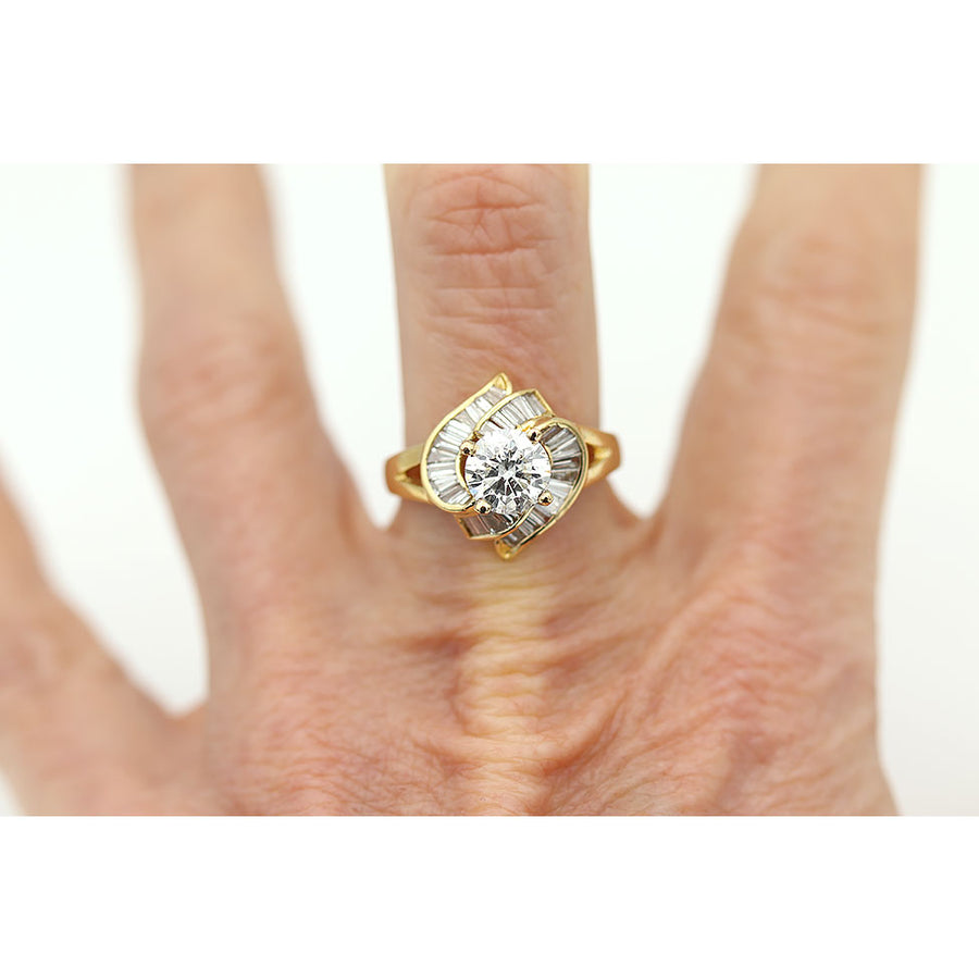 Contemporary 1.23 Ct Round & Baguette Diamond Vintage Statement Engagement Ring GIA
