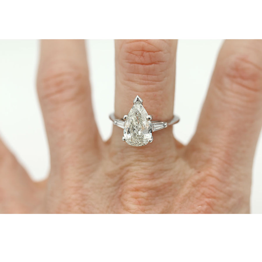 Vintage 2.31 Carat Pear Shape Diamond Ring GIA L/I1