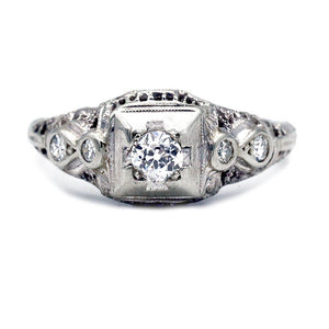 How to Buy an Inexpensive Vintage Ring