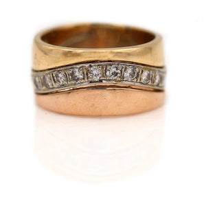 How To Choose a Wedding Band For Your Engagement Ring?