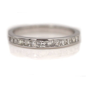 https://vintagediamondring.com/blogs/list/7-best-places-to-propose-in-las-vegas-nevada