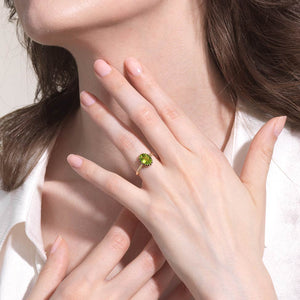 https://vintagediamondring.com/blogs/list/leo-birthstone-the-definitive-guide