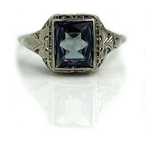 Antique 1.50 CTW Color Change Synthetic Alexandrite Gemstone Engagement Ring - Vintage Diamond Ring