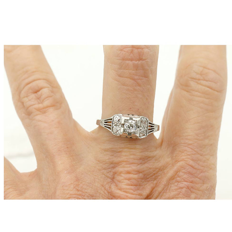 Vintage .25 Ct Old European & Old Mine Cut Diamond Art Deco Engagement Ring in Platinum