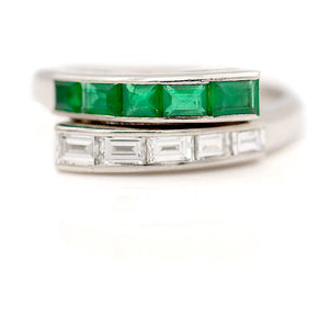 Vintage 1.10 CTW Emerald & Baguette Diamond Gemstone Wedding Ring