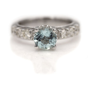 Estate Round Cut Aquamarine Engagement ring in 14 Kt White Gold